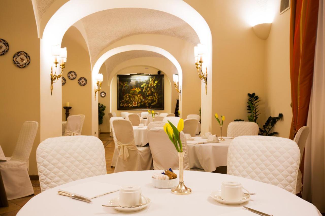 Palazzo Alabardieri Napoli Eksteriør bilde